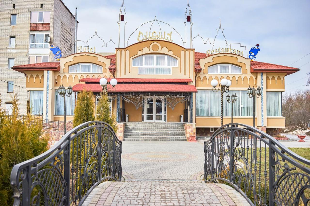 Східний Hotel Berezhany Bagian luar foto