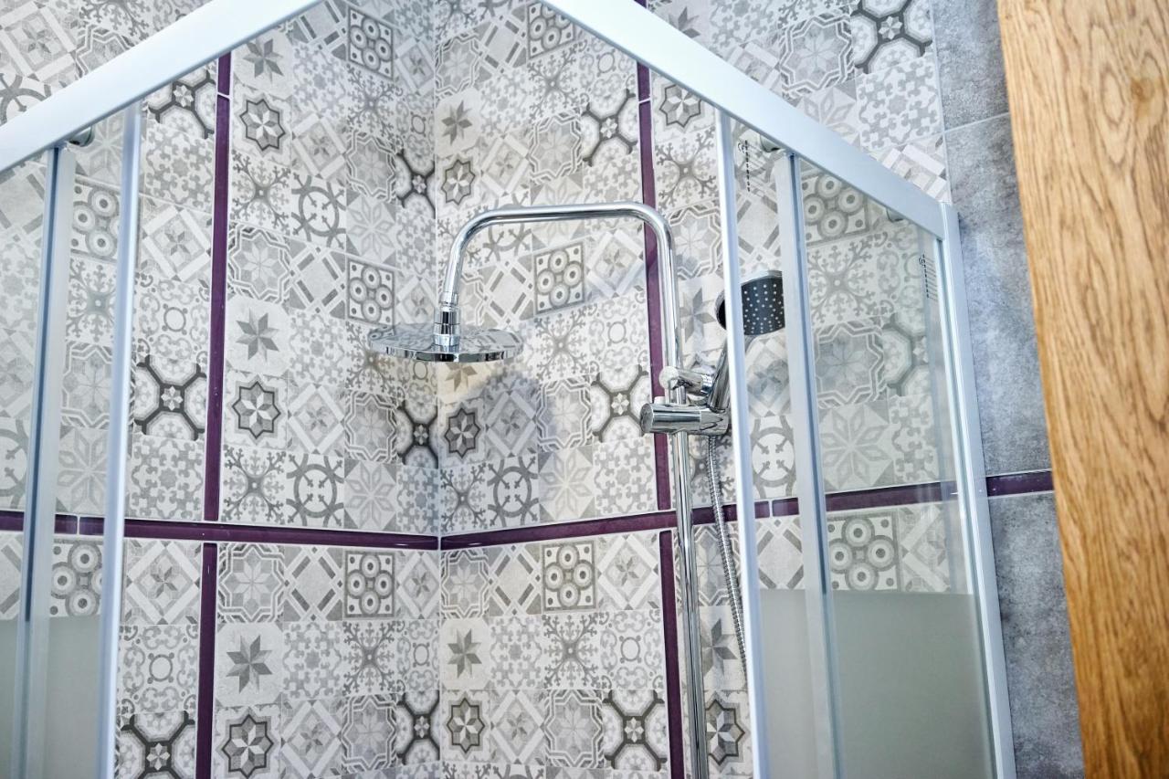 Східний Hotel Berezhany Bagian luar foto