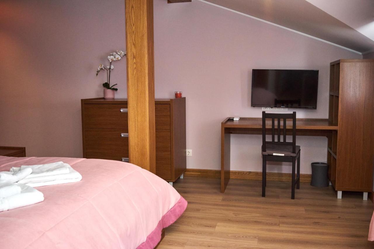 Східний Hotel Berezhany Bagian luar foto