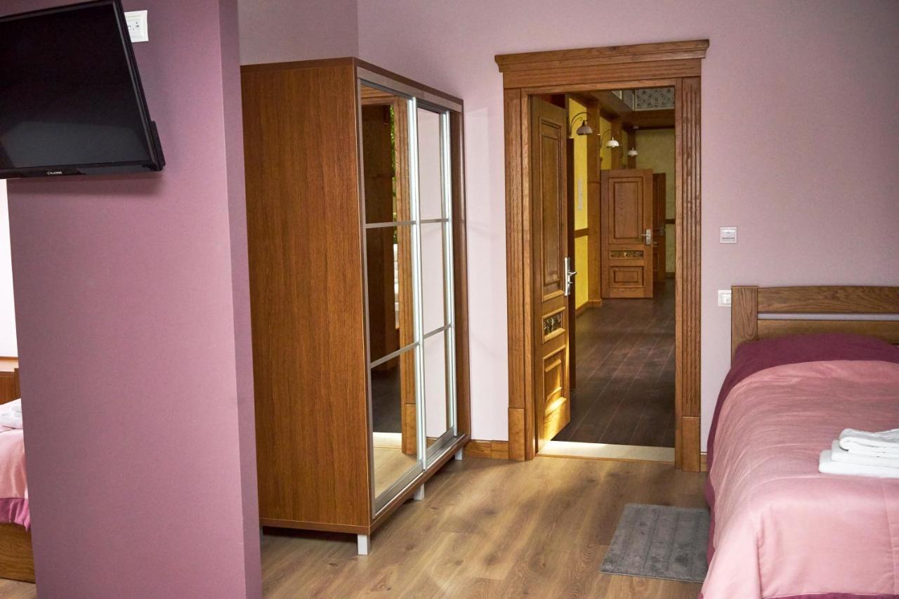 Східний Hotel Berezhany Bagian luar foto